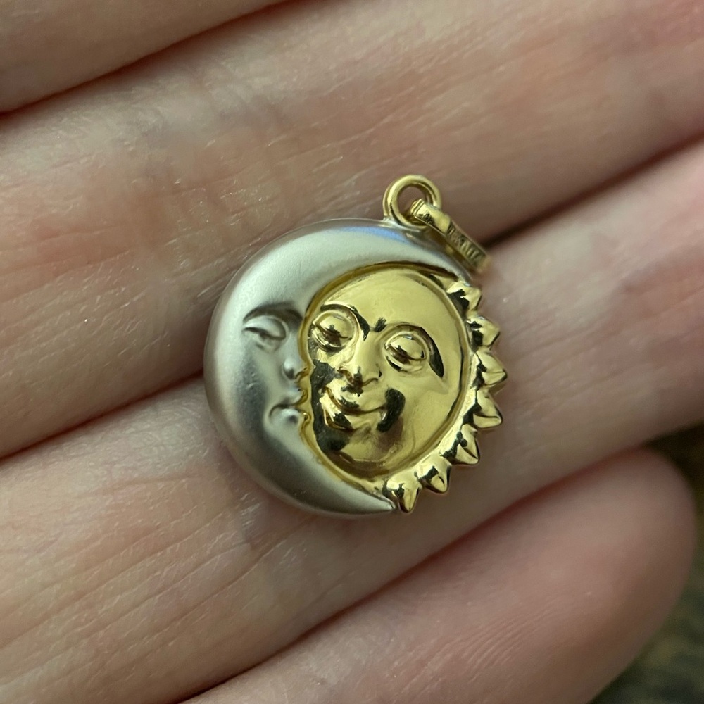 14k solid gold two tone puffy reversible sun moon face celestial pendant 3d - Picture 4 of 14